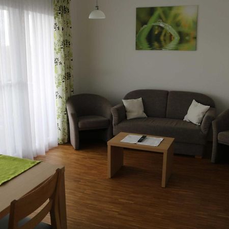 Apartamento Winzerhof Schmid Schwaigern Exterior foto